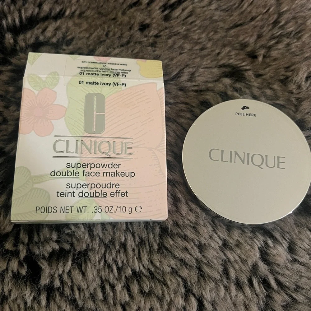 NEW CLINIQUE superpowder double face makeup 01 matte ivory